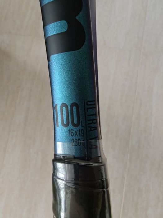 Тенис ракета Wilson v4 Ultra 100
