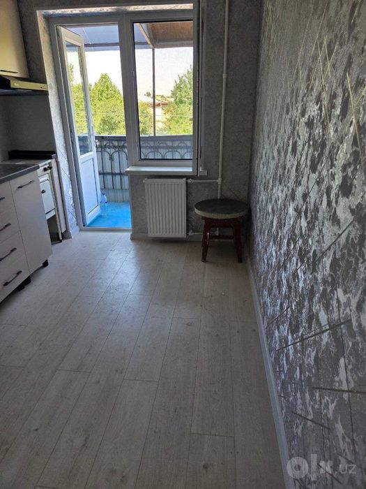 Продаётся 1 комнатная квартира в Чирчике