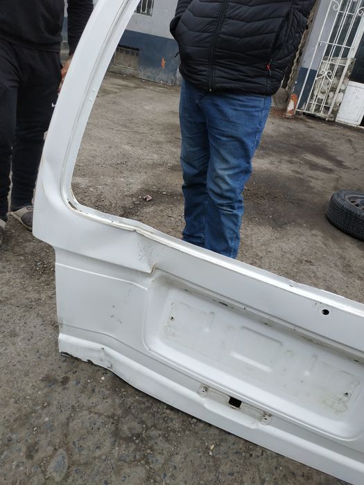 Damas Orqa Kapot Bu arzon narxda