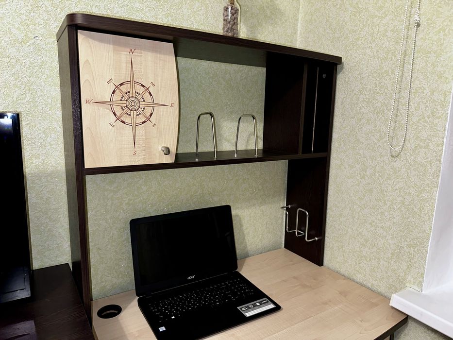 Продам Компьютерный стол