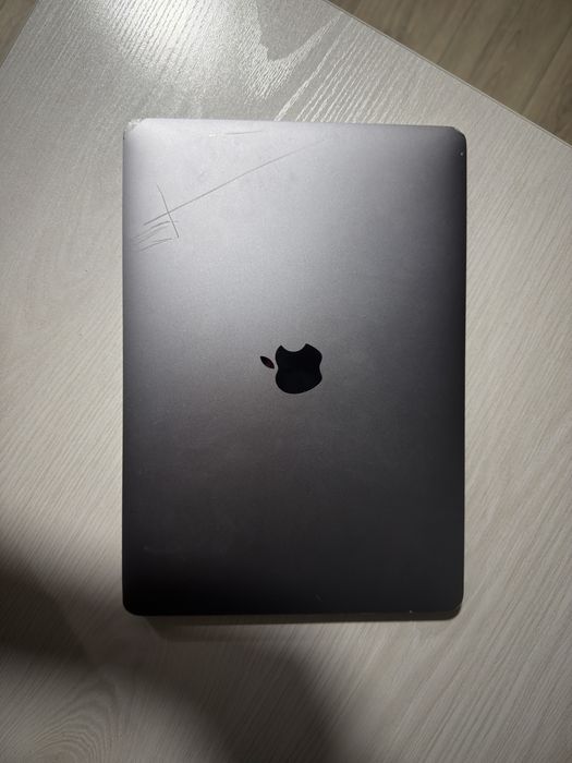 macbook pro m1 16/1TB