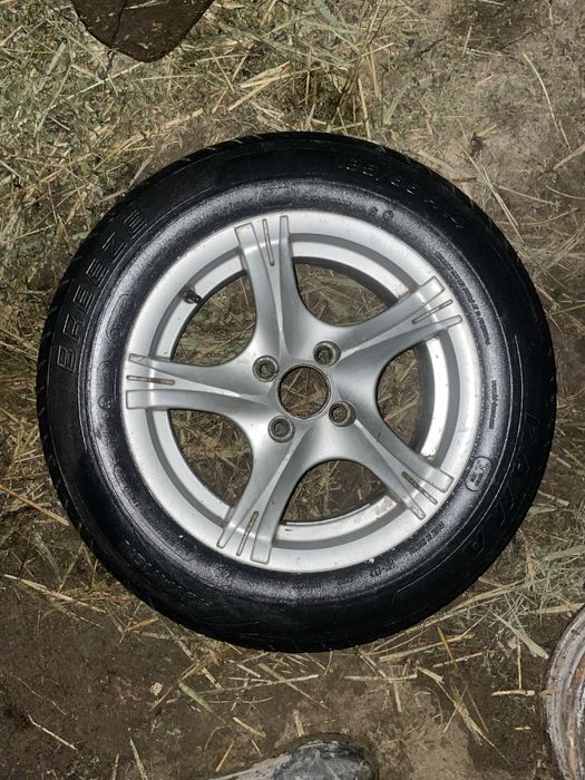 Титанка Покрышкамен Описания Қараң