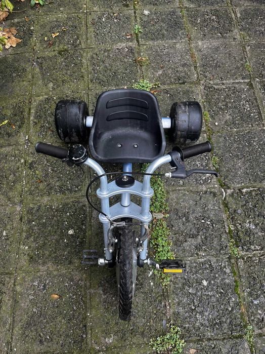 Триколка за дрифт