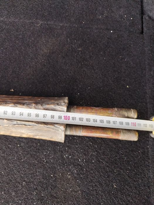 Голям бронзов кръст