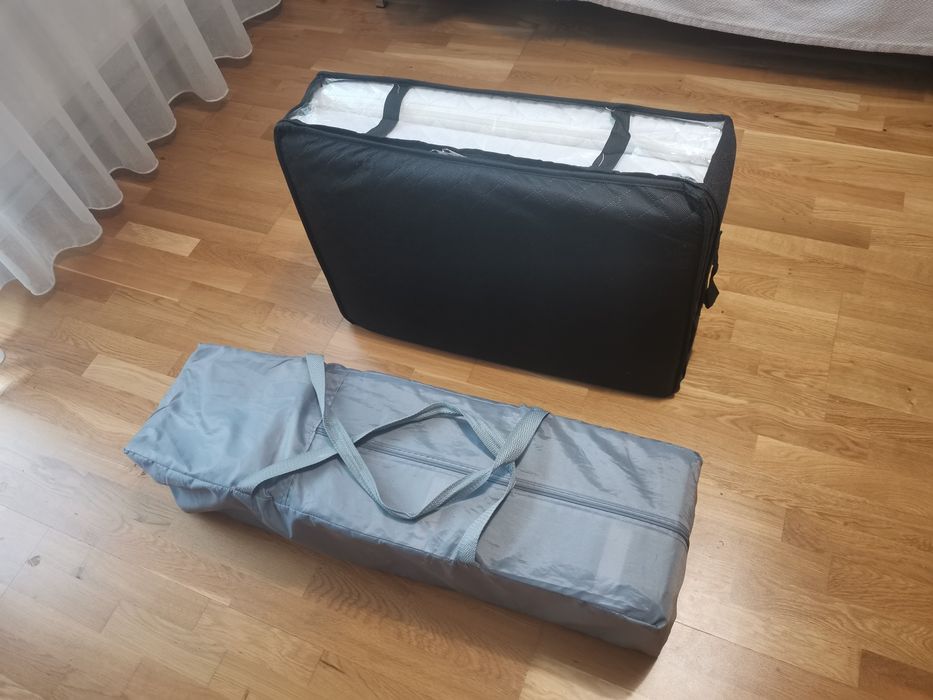 Pătuț pliabil de voiaj