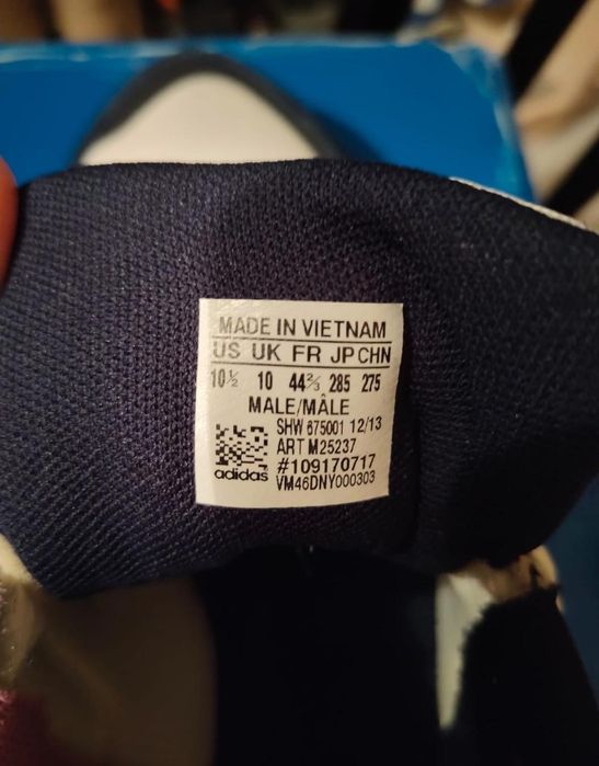 Оригинальные кроссовки Adidas