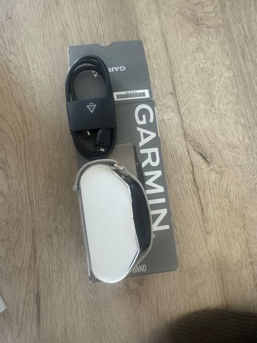 Новый!!! Garmin CIRQA Smart Band — фитнес-браслет