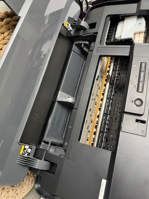 продам Epsonn L1300 A3