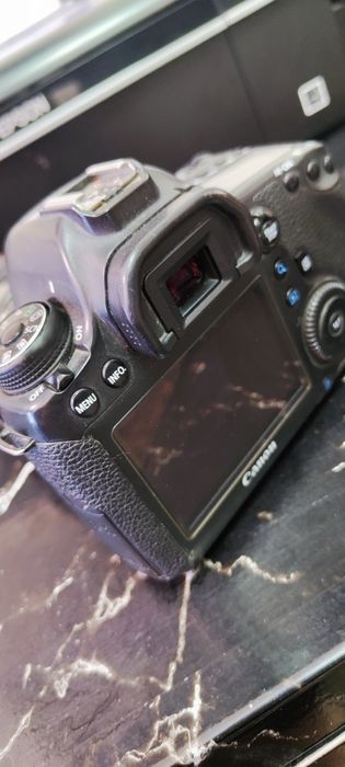 Фотоаппарат Canon 6D