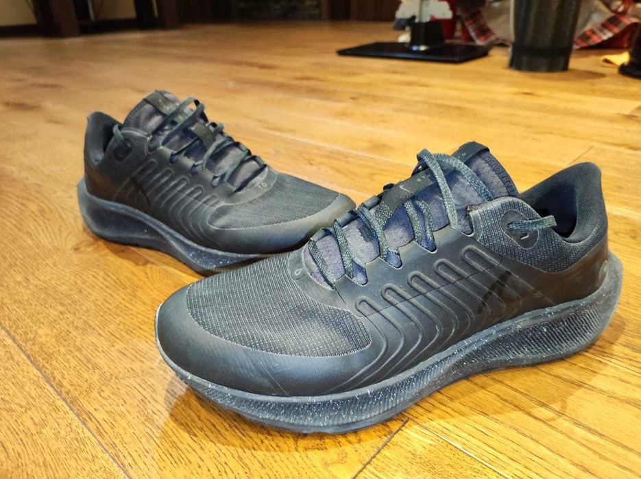 Pantofi sport in stare impecabila Nike, DC, Etnies diferite marimi