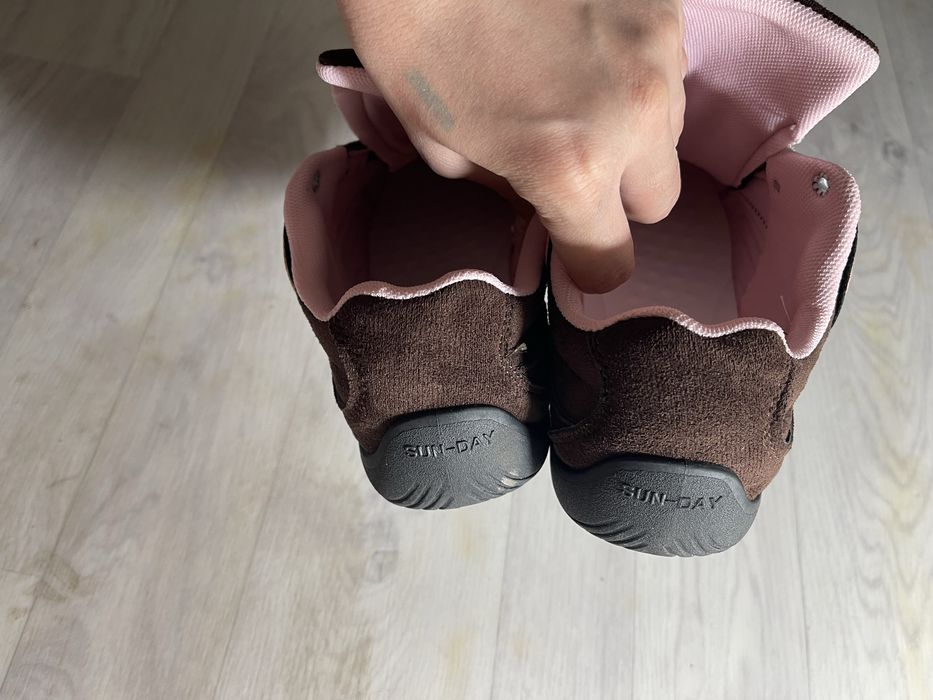 Кроссовки новые