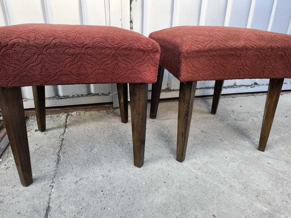 табуретки - два броя