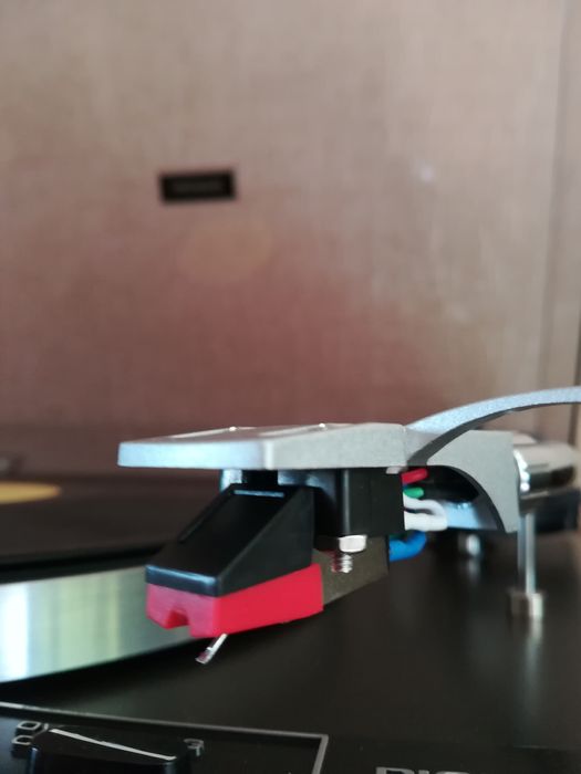 Продам катушки Славич.