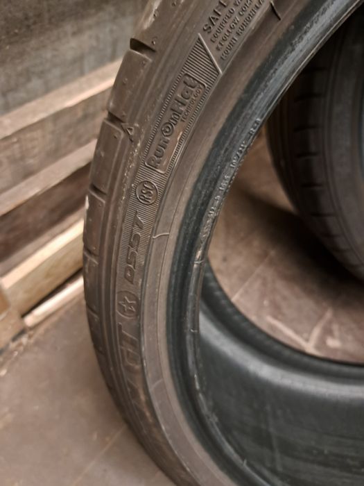 2 anvelope 275/30 R20 Dunlop runflat , 2023