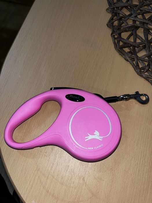 Продавам автоматичен повод за куче