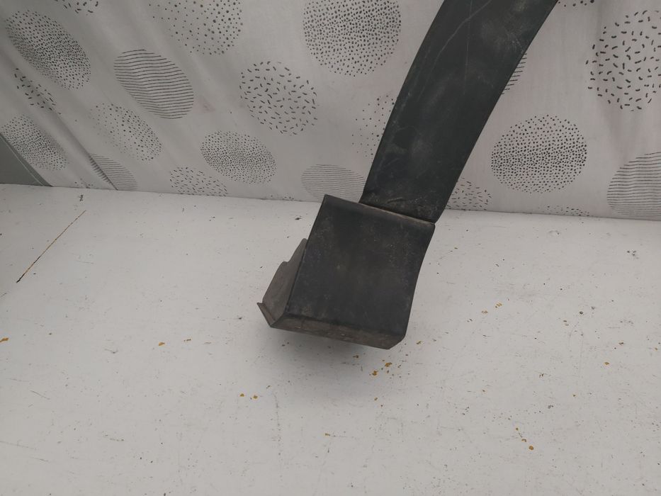 Лайсна калник Tesla Y Tesla 2020/24г