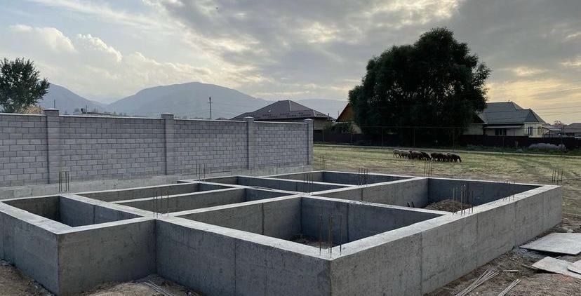 Заливка фундамента, опалубка, бригада. Низкая цена