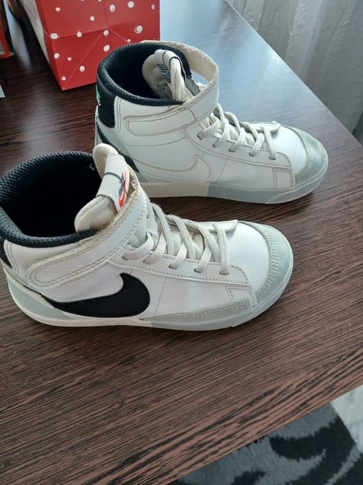 Adidasi stil gheata nike 31