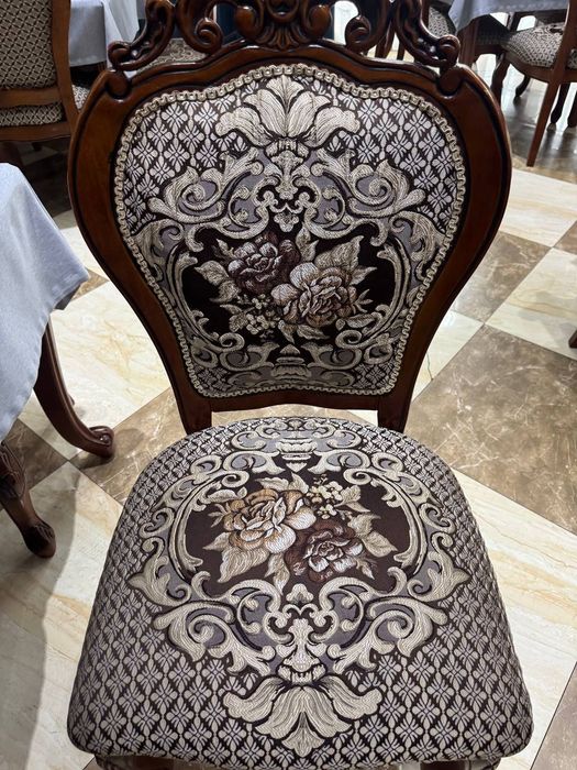 Продаётся С Т У Л И