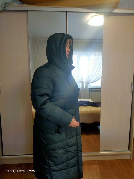 Продается зимнее пальто 58 размер