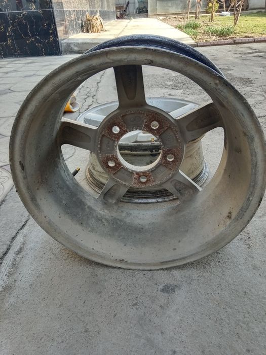 2 штук Диска на нива R16