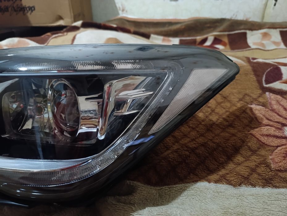 Фара на хундай Genesis