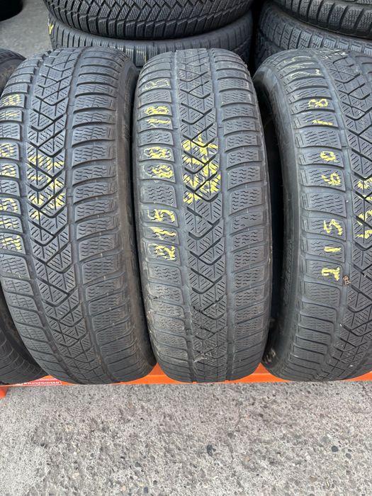 Anvelope Iarna 215/60/18 Pirelli SottoZero 3 RFT 215 60 18 R18