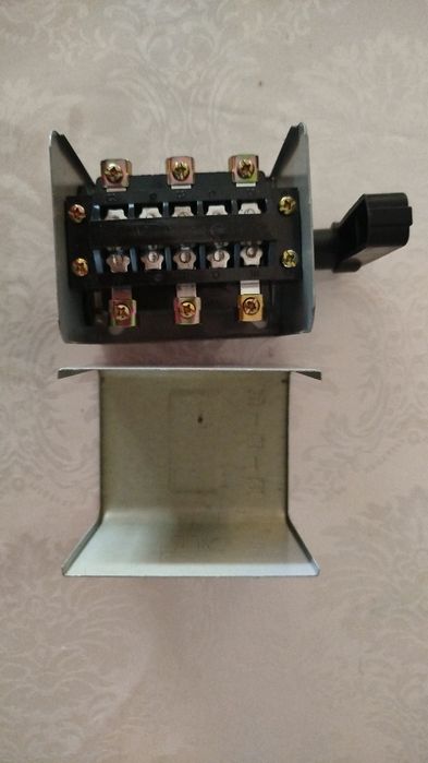 Продаеться. Переключатель для тестамес