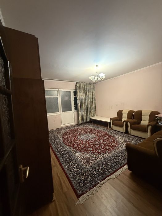 Мирзо Улугбек тумани Новмасковскийда 4 хона 2 этаж ижарга берилади