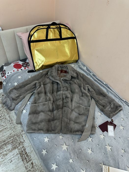 Шуба сатылады 52 р новый