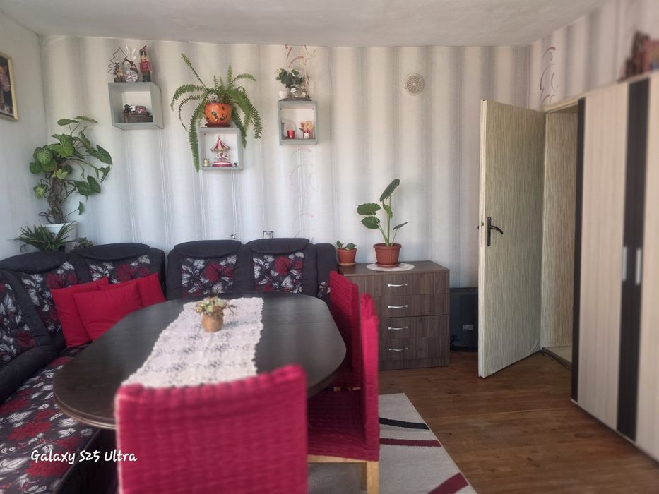Продава се Тристаен апартамент в Кубрат - 77 кв.м за 431 €/кв.м - Снимка #1