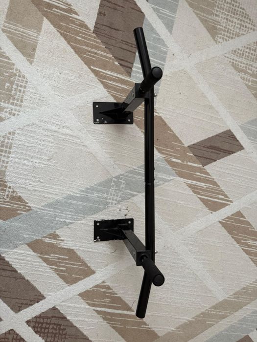 Спортивный турник