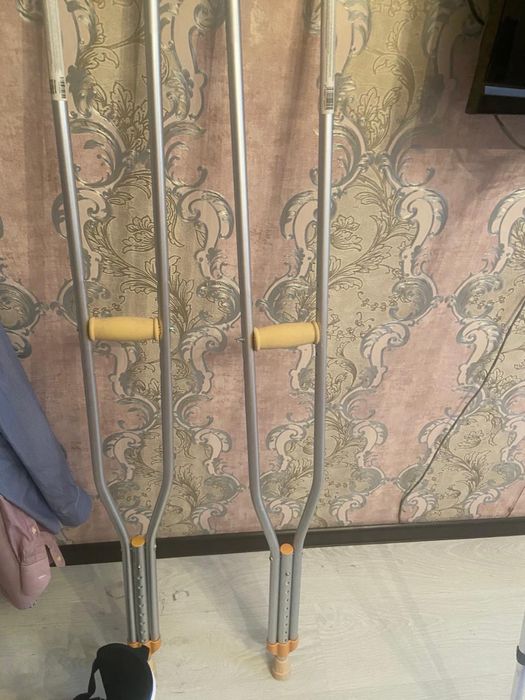 Костыли подмышечные