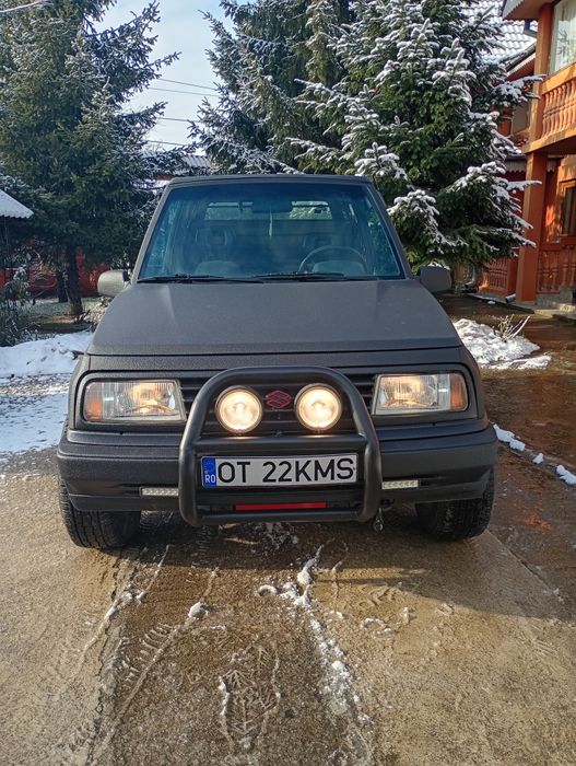 Vând Suzuki Vitara