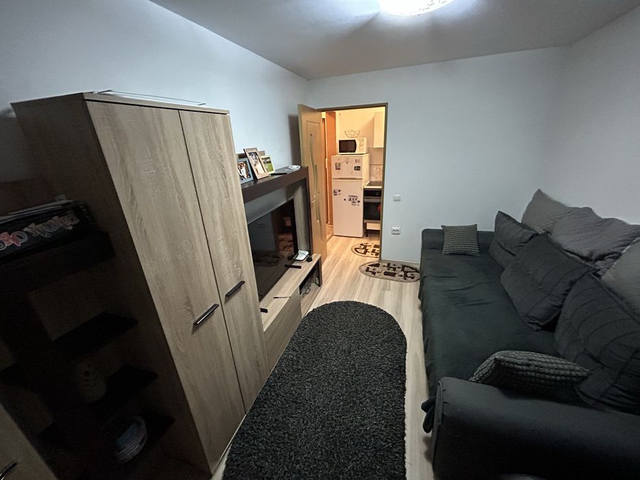 Vând Garsonieră Războieni in fața Pieței