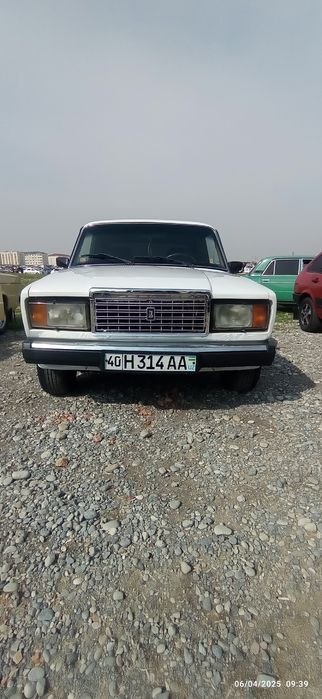 Ваз 2107 мошина срочный сотилади йили 2000