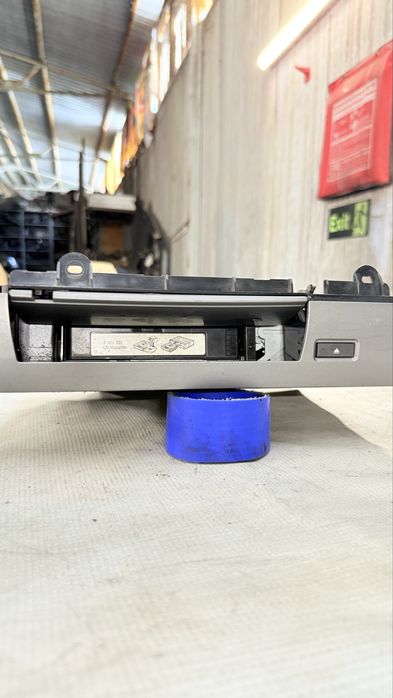 CD changer за БМВ 7 Серия