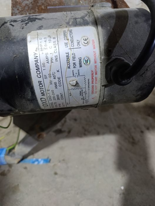 Продам водяной насос