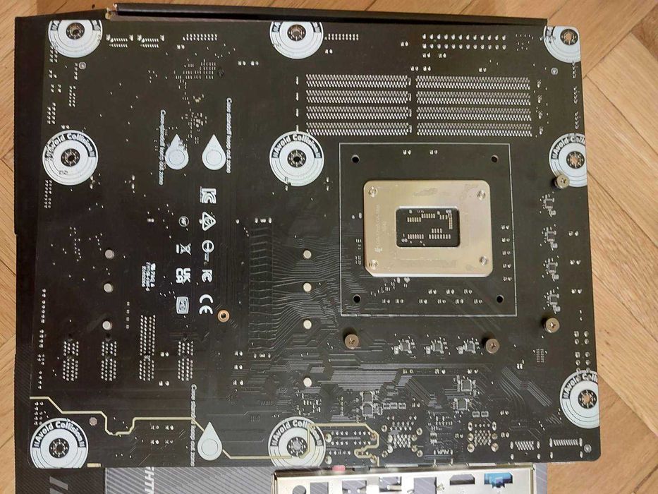 Intel Core i7 13700KF + MSI Pro Z690-P DDR4