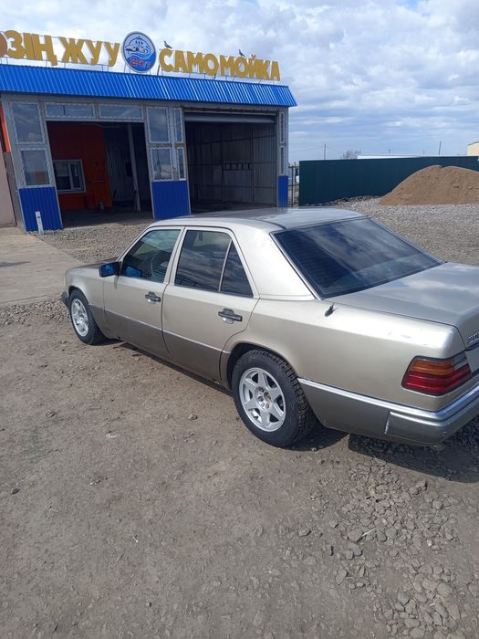 Мерседес 124 ,1992