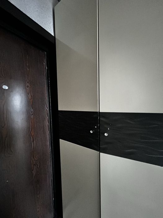 Продам плательный шкаф