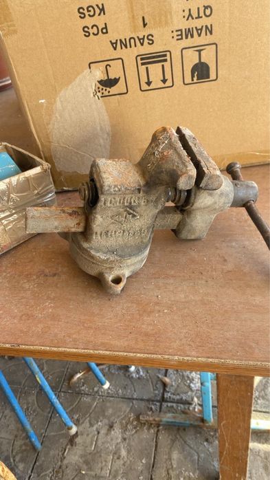 Продам Станок Зажим