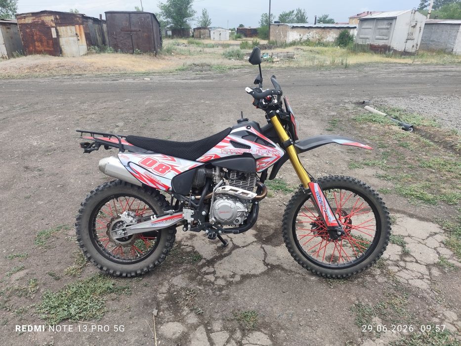 Продаю мотоцикл эндуро