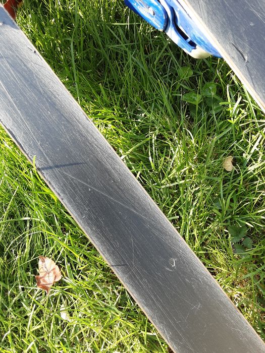 Лыжи для слалома.