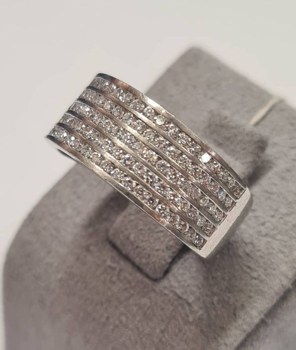 Inel din platina 950, cu diamante naturale, IAU807