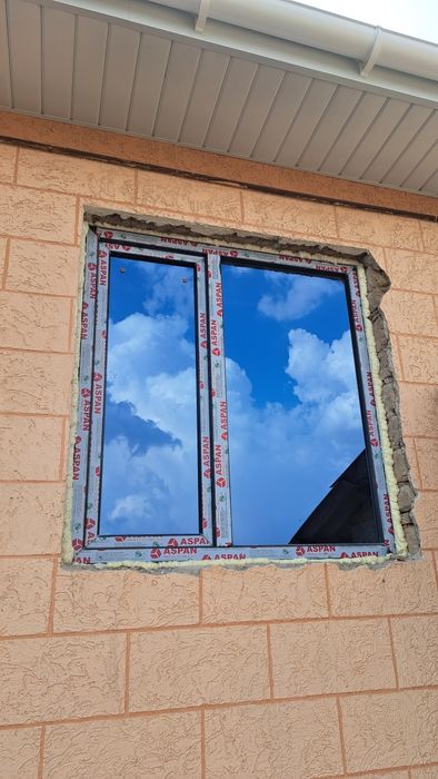 Пластик Терезе Есык Витраж