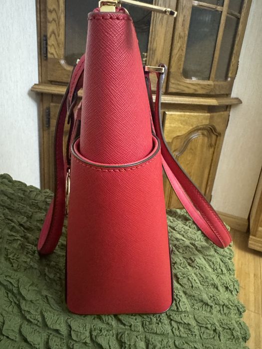 Сумка  Майкл Корс красная