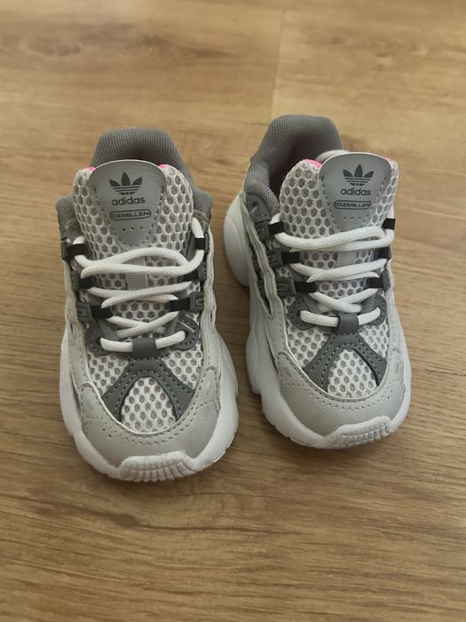 Sneakerd adidas nr.23.