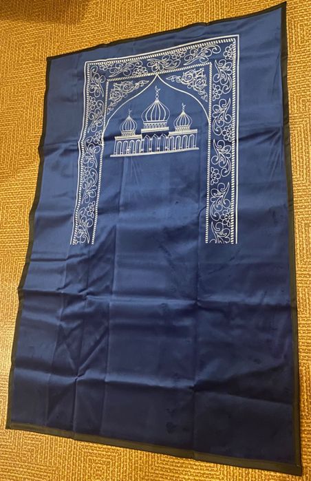 Продам жайнамаз 10 000тг