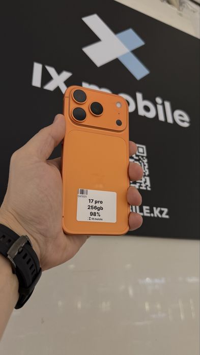 iphone 17 pro 256gb 98%